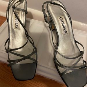 Women’s Caparrós dress shoes silver 6 1/2